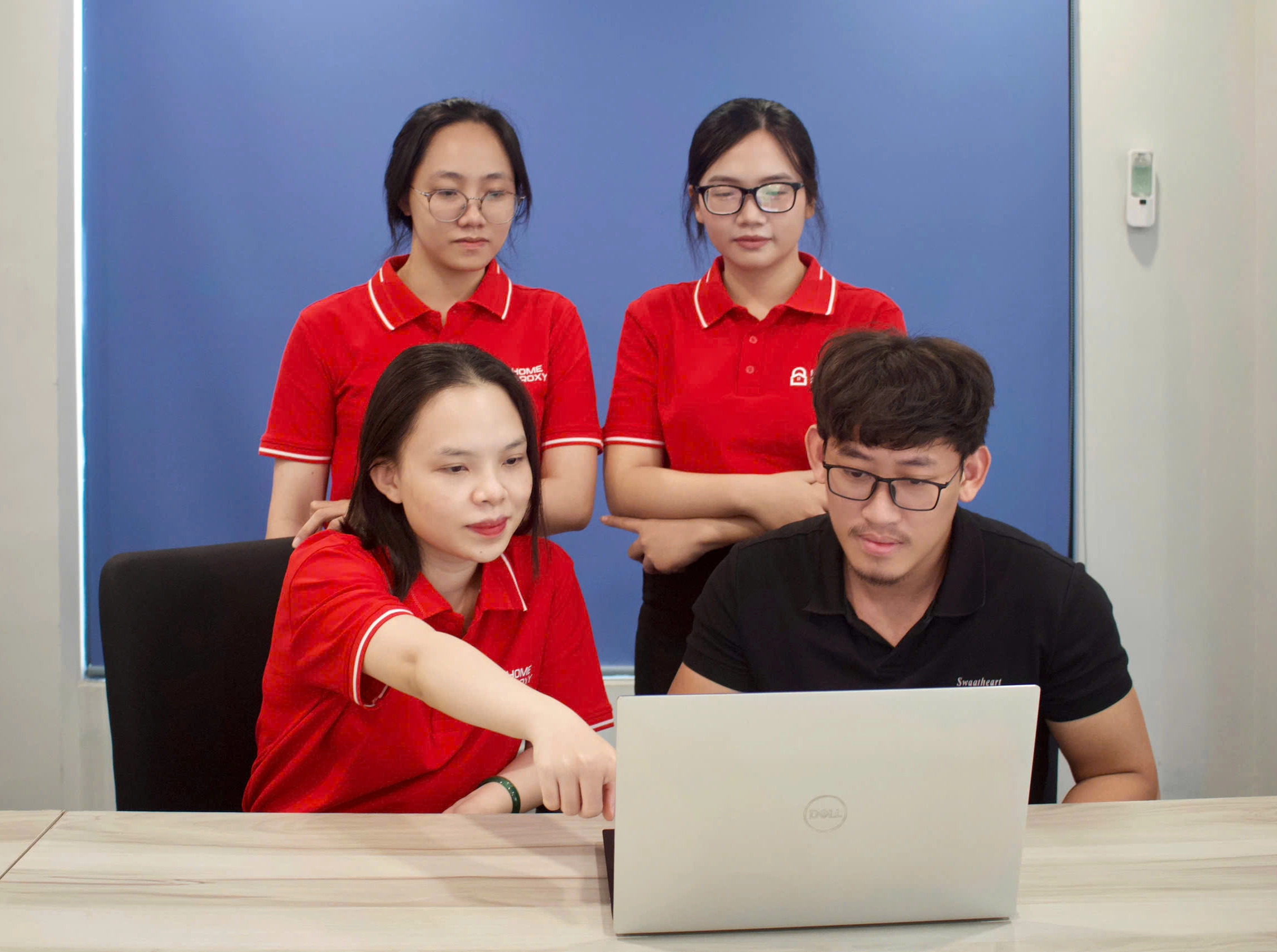 HomeProxy Office Workspace